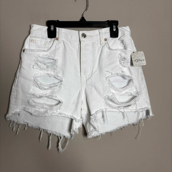 NWT Free People Maggie Mid-Rise Distressed Shorts Optic White Size 25 - Picture 6 of 10